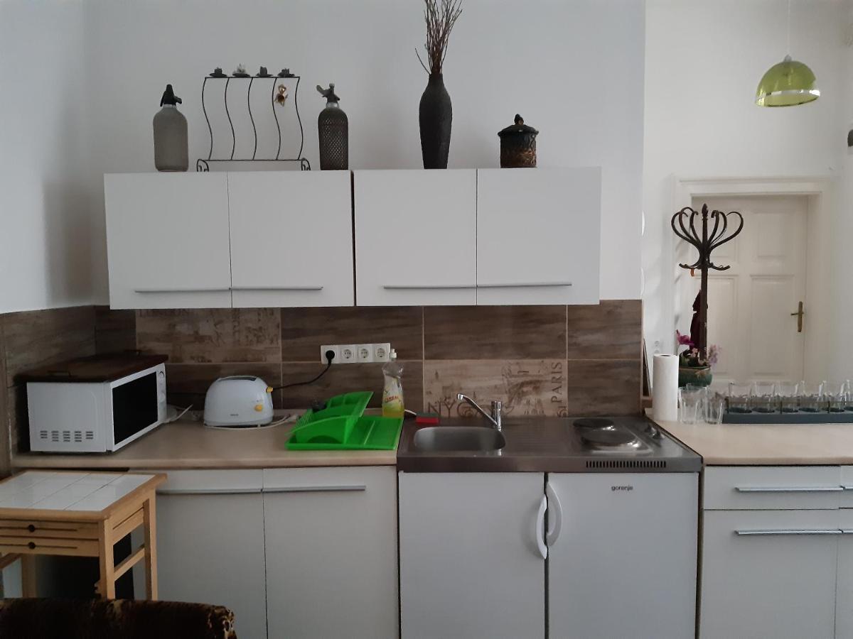 Valentin Apartman Appartement Boedapest Buitenkant foto