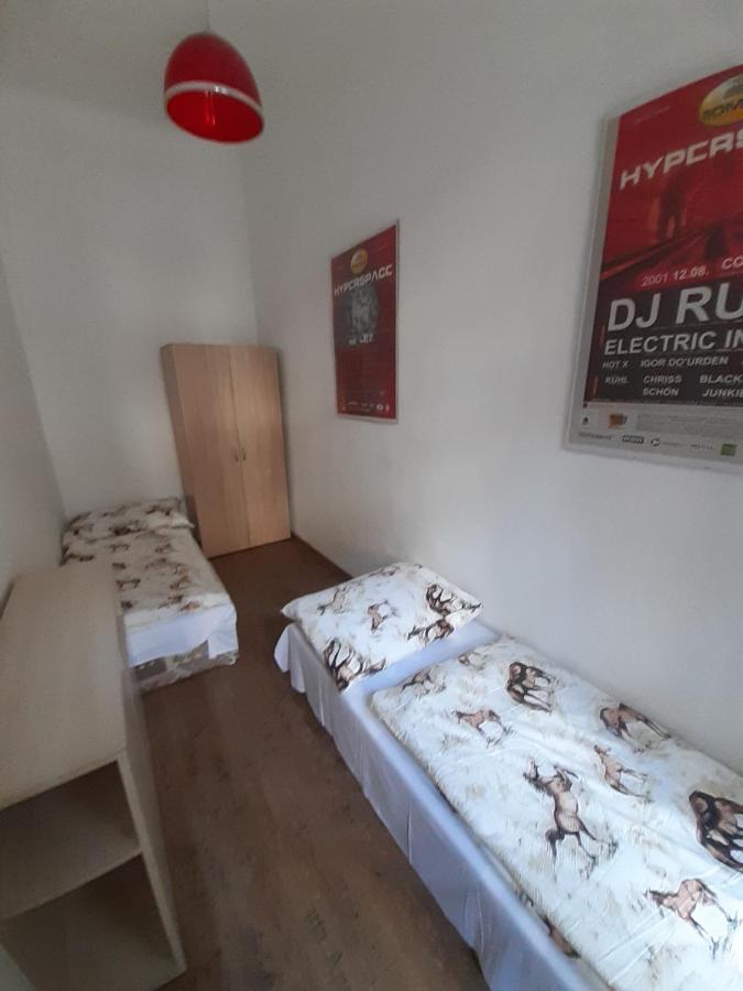 Valentin Apartman Appartement Boedapest Buitenkant foto